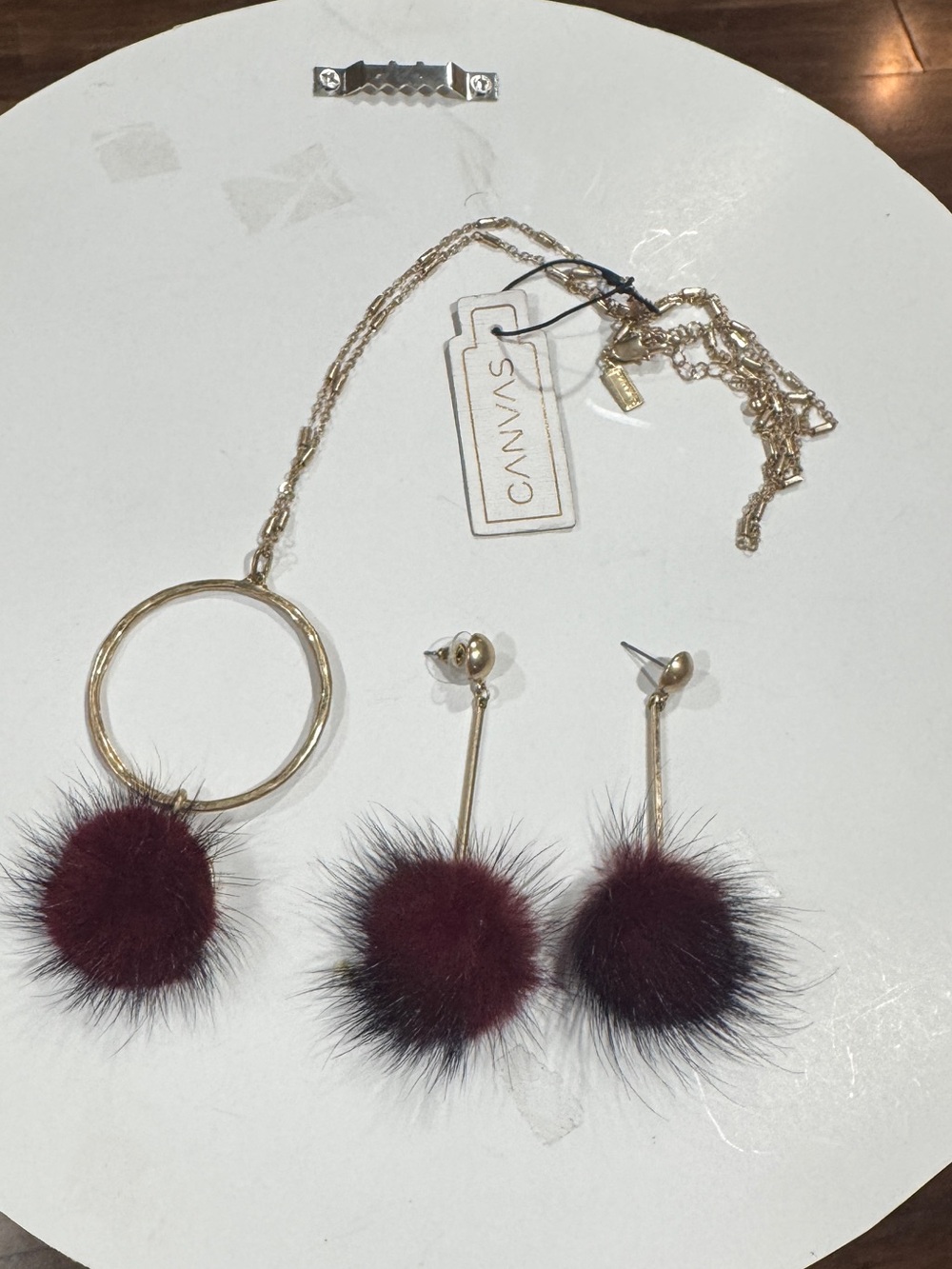 Canvas Gold-Tone Necklace & Earrings Set with Burgundy Pom-Poms